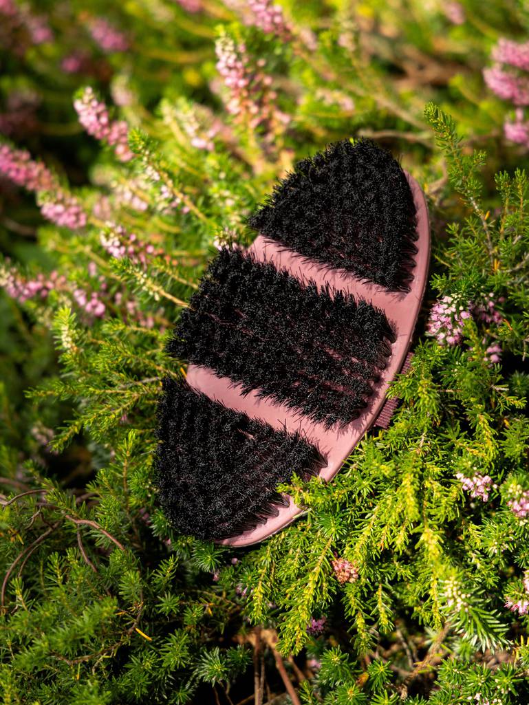 LeMieux Flexi Pehmeä bodyharja AW23